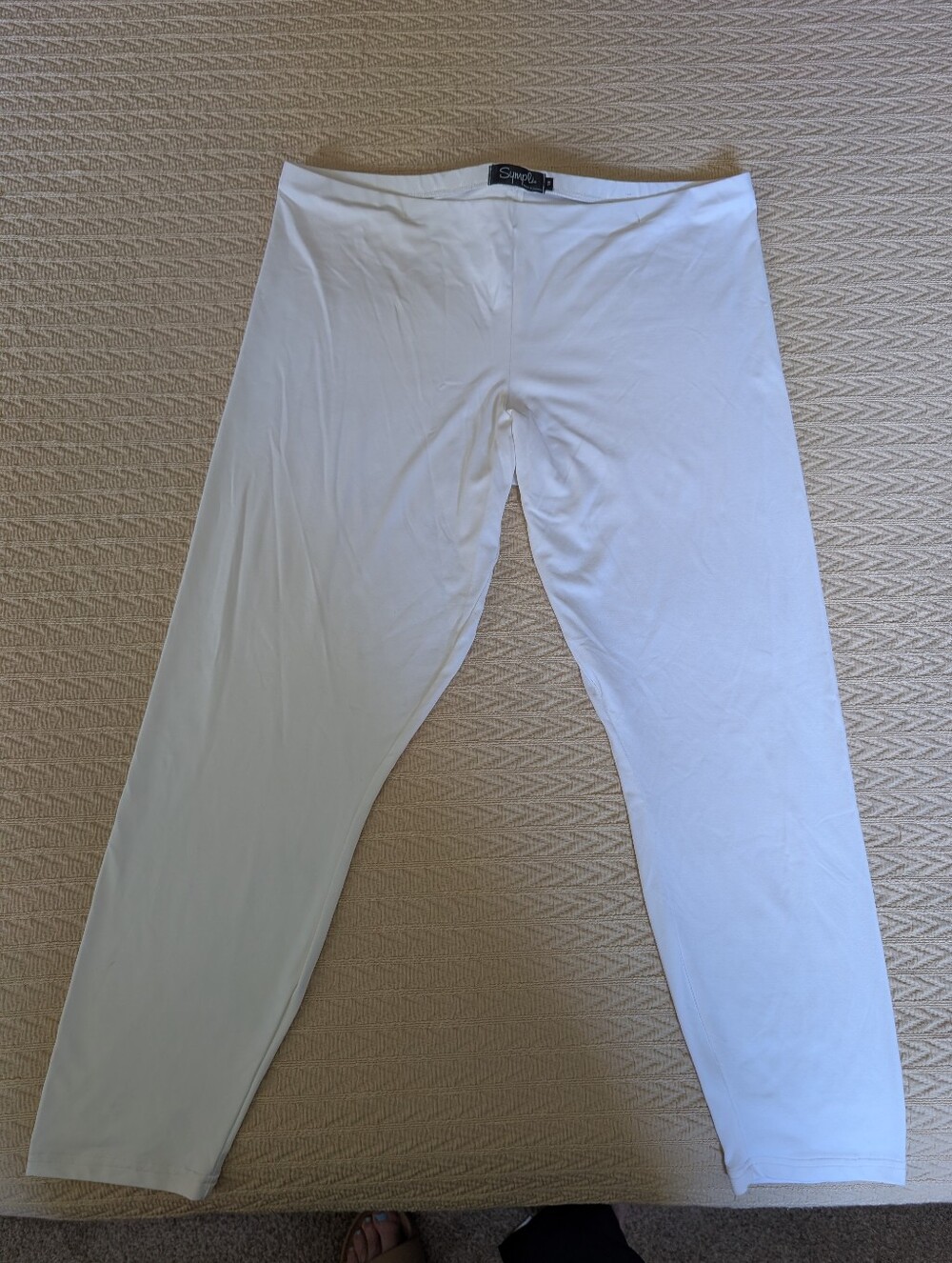 Sympli White Pull On Leggings NWT